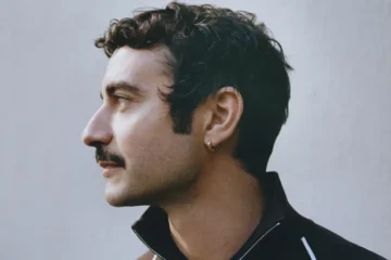 Дизайнер Даріо Вітале звільнився з посади креативного директора Versace