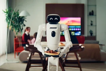 Готує сніданок і складає одяг. LG створила гуманоїдного робота з ШІ для хатніх справ