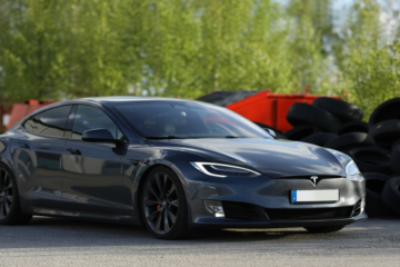 Tesla замість автомобілів Model S та Model X випускатиме роботів-гуманоїдів