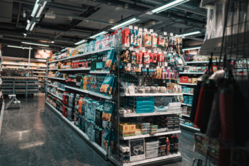 Мінекономіки закликало супермаркети у Деснянському районі працювати цілодобово