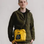 Український бренд S-cape та «Госпітальєри» випустили сумку з окремим відділенням для турнікета