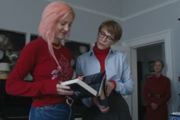 Джим Джармуш зняв одну хорошу й дві посередні історії з «Батько, мати, сестра, брат»