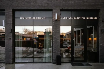 «Львівська майстерня шоколаду» на Duck’s lake у Львові