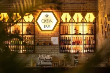 Бар «Сікера» на Софіївській закривається