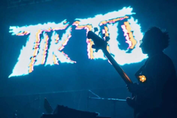 Слухайте трек «Шпагат» від гурту Tik Tu. Це їхній перший сингл за останні 5 років