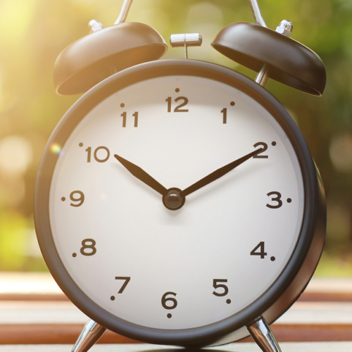 Уночі Україна переходить на «літній час». Куди перевести годинник