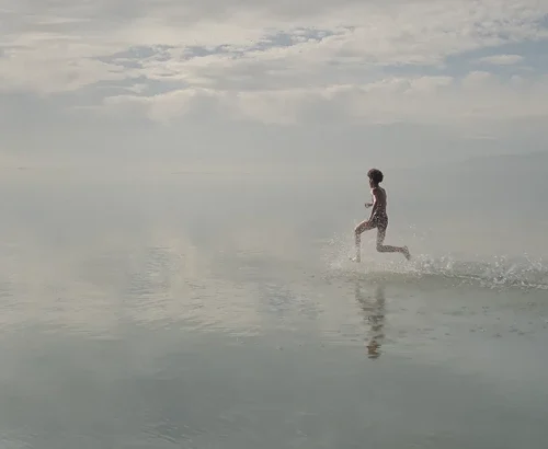 Слухайте благодійний альбом Help(2) від War Child з треками Arctic Monkeys, Oasis і Depeche Mode