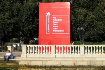 Міністр культури Італії вимагає відставки в керівництві Венеціанської бієнале через повернення Росії