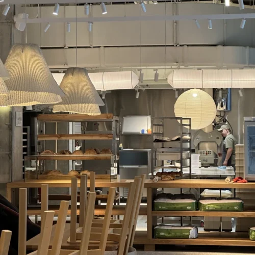 Пекарня-бістро від Cheese Bakery на львівській Duck’s Lake