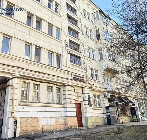 Частину будинку, у якому жив письменник Олександр Ольжич, планують через суд повернути місту