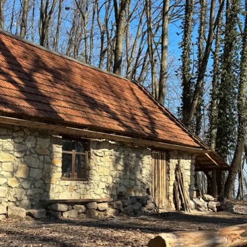 У Львові відкрили відреставровану гончарню 1930-х років. Там вчать ліпки й гончарству