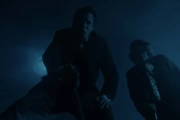 «Наречена!» – це «вибух мозку» від Меґґі Джилленгол, який ви або полюбите, або зненавидите