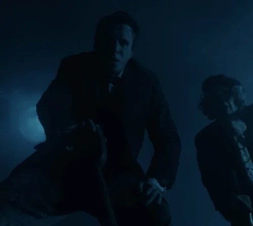 «Наречена!» – це «вибух мозку» від Меґґі Джилленгол, який ви або полюбите, або зненавидите