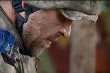 Фільм Мстислава Чернова «2000 метрів до Андріївки» відзначили за сценарій та операторську роботу