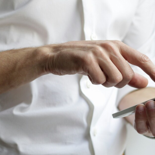 Ядро, кавун та слово. У «Дії» запустили опитування щодо назви першого українського ШІ