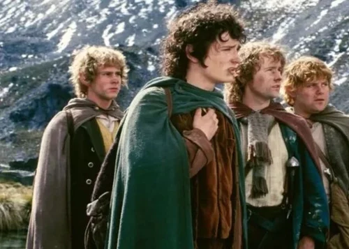 Комік Стівен Колберт напише сценарій до нового фільму «Володар перснів: Тіні минулого»