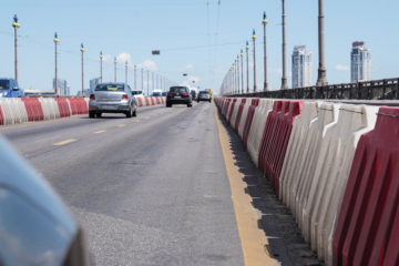 У Києві визначають, хто реставруватиме міст Патона