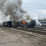 Російський дрон влучив у порожній поїзд на Миколаївщині. Поранений працівник Укрзалізниці