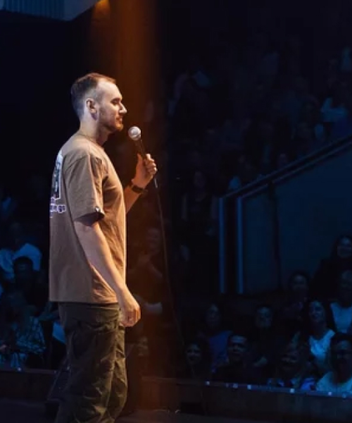 Військових і ветеранів навчатимуть писати стендап і виступати на сцені