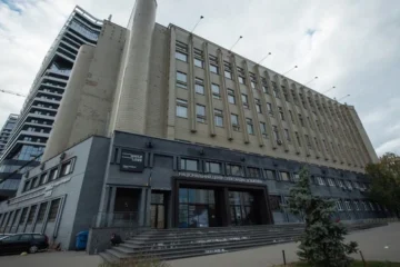 Нового директора «Довженко-Центру» звинувачують у рейдерському захопленні організації. Що відбувається