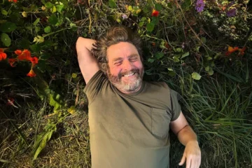 Зак Ґаліфіанакіс згадує Юлію Тимошенко і заземляється на Netflix – «Це шоу про садівництво»