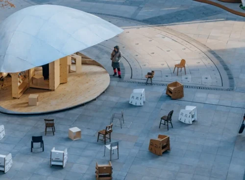 Громадську бібліотеку в формі мушлі, що може відкриватися й закриватися, відкрили у Пекіні