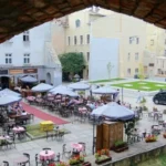 Понад 400 відкритих літніх майданчиків Львова нанесли на спеціальну карту