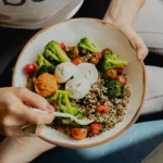 Практика «Хара хачі бу»: їсти 80% страви, щоб жити довше