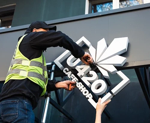 Нацполіція викрила зв’язок мережі «кафешопів» U420 з наркоугрупованням «Хімпром»