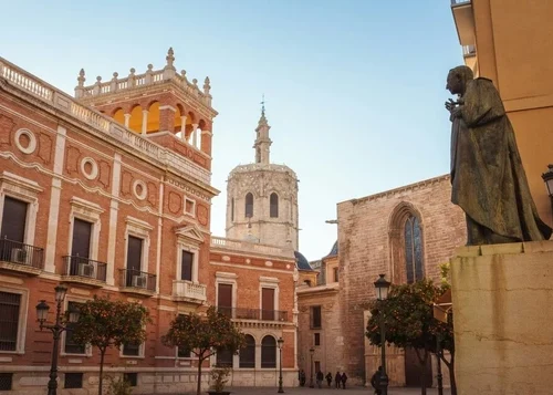 Валенсія скорочує кількість будинків та квартир для туристів