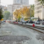 Через ДТП на Глибочицькій регулярно зупиняється рух трамваїв. Як це можна виправити – «Пасажири Києва»
