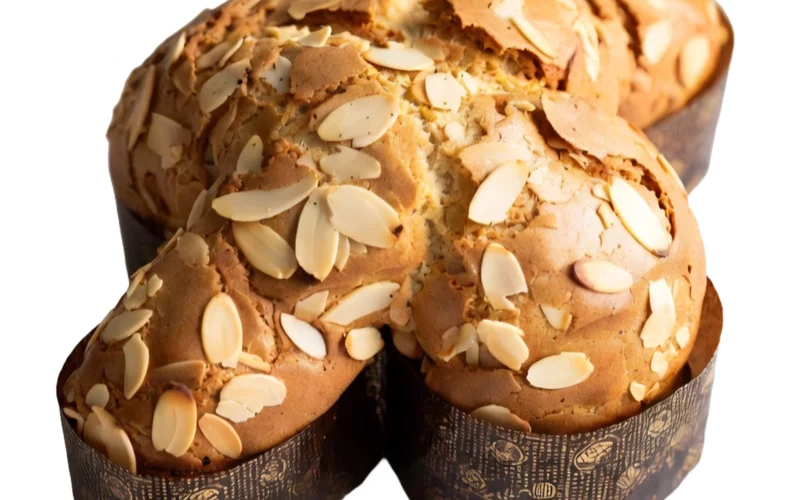 Коломба від Dolce&Gabbana чи панетоне із шоколадом: яку випічку варто спробувати на Великдень