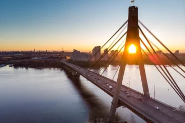 У Києві підготують проєкт ремонту головної частини Північного мосту