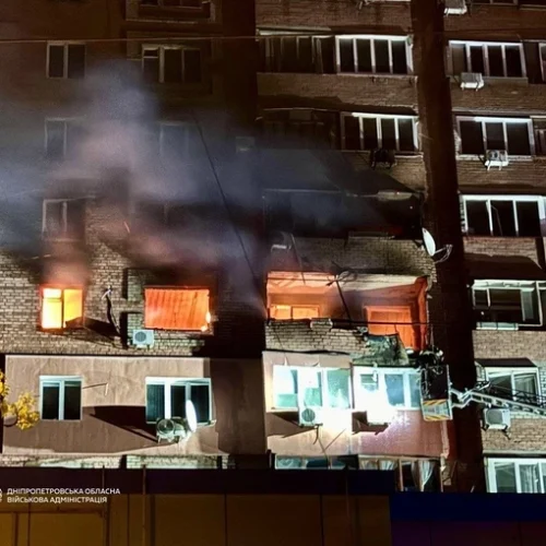 Росіяни влучили дроном у багатоповерхівку в Дніпрі: є загиблі
