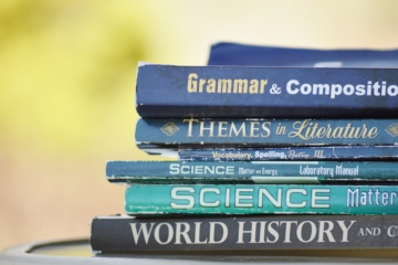 Уряд встановив обов’язковий рівень англійської для майбутніх держслужбовців та керівників вишів