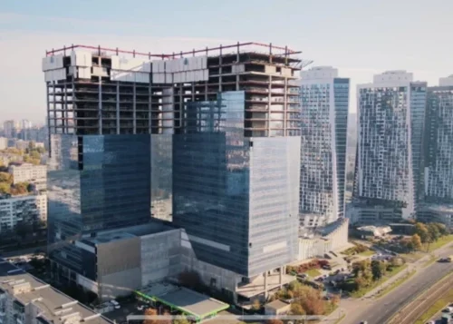 Недобудований хмарочос Sky Towers продали на аукціоні за 560 мільйонів гривень