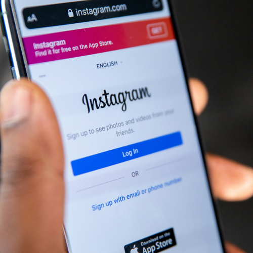 Instagram вимкнув функцію наскрізного шифрування повідомлень в усьому світі