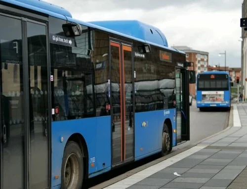 У Швеції до кінця року знизять вартість місячних проїзних квитків на 50%