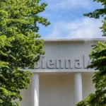 Журі Венеційської бієнале в повному складі подало у відставку