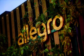 Польська платформа Allegro запускає продажі для українців: вона називає себе конкурентом Rozetka 