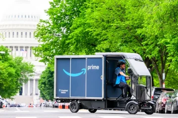 Amazon запускає у Вашингтоні доставку посилок вантажними електровелосипедами