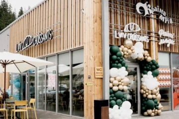 Lviv Croissants і «Файні льоди» відкрили спільний заклад біля Буковелю
