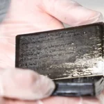У Німеччині археологи відкопали середньовічний блокнот у туалеті