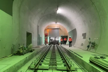 Запуск вокзалу в Німеччині відклали до 2031 року через 1000 кілометрів неправильно прокладених кабелів
