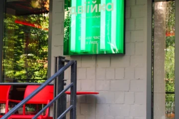 На Печерську запрацювала кав’ярня «Двійка» від засновника Sad із безкоштовною кавою для військових