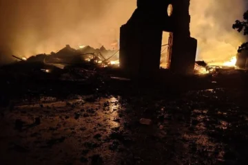 Росіяни пошкодили кіностудію Довженка. Згоріла найстаріша колекція костюмів в Україні
