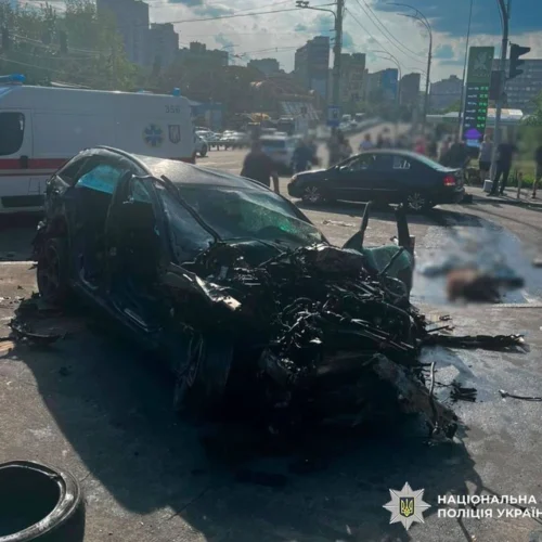 Аварія на Караваєвих Дачах: є загиблі й поранені, водій не впорався з кермуванням