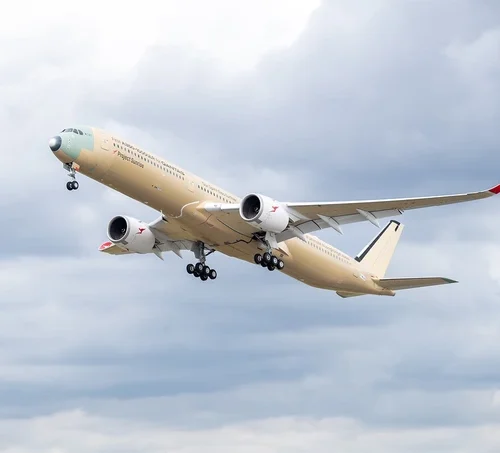 Airbus випробував літак, який може летіти майже добу без дозаправлення