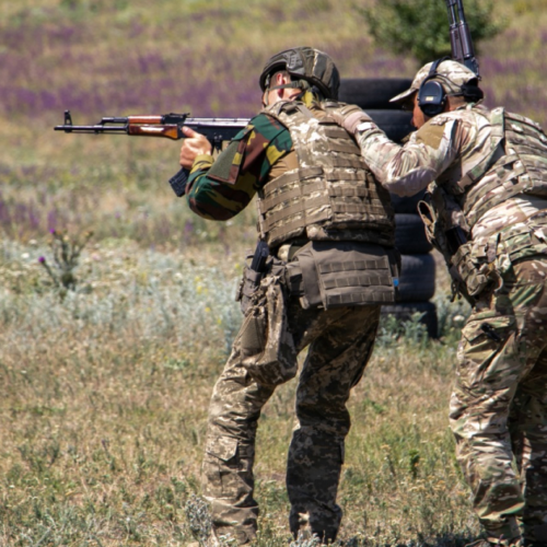 З чіткими термінами служби та додатковими винагородами. Представили нові контракти для ЗСУ