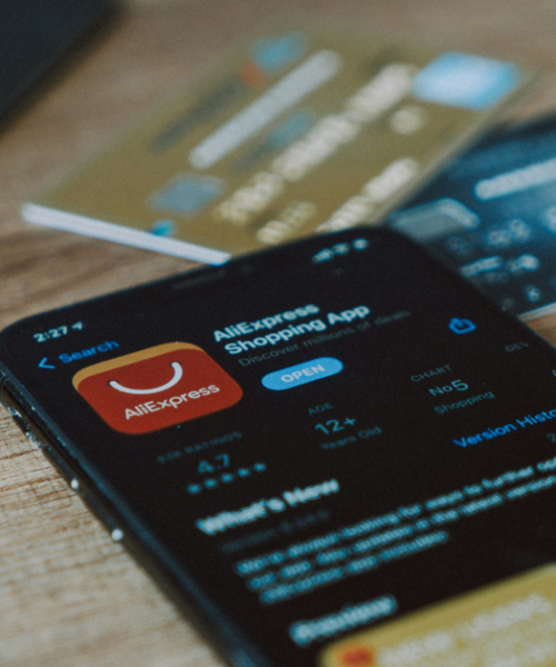 За продаж підробок та небезпечних товарів Єврокомісія оштрафувала AliExpress на 550 млн євро